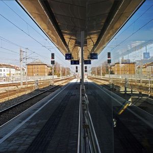 58932811